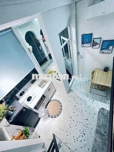 SIÊU PHẨM DUPLEX BAN CÔNG - DECOR HIỆN ĐẠI - UEF HIU HUTECH GTVT FTU