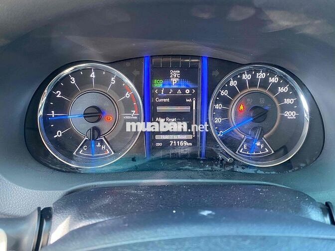 Toyota Fortuner 2018 2.7V 4x2 AT - 71000 km