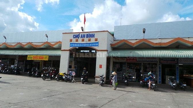 BÁN ĐẤT SÂN BAY 4km mặt tiền 45m chỉ 1tỷ2/nền SHR công chứng ngay 