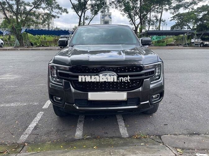 Bán Ford Ranger XLS tự động dk 2024 màu Xám đi kỹ