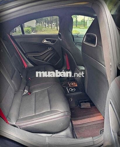 Mercedes Benz CLA 45 AMG 4MATIC model 2016