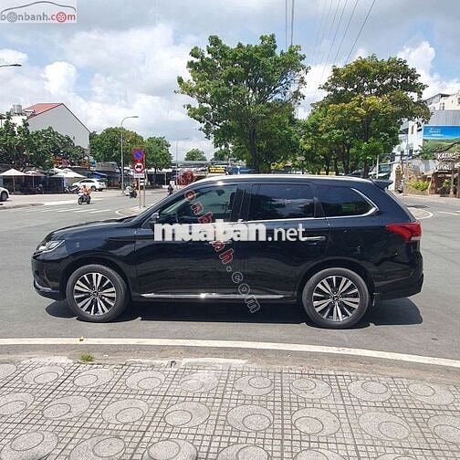Mitsubishi Outlander 2.0 CVT 2022 - 699 Triệu