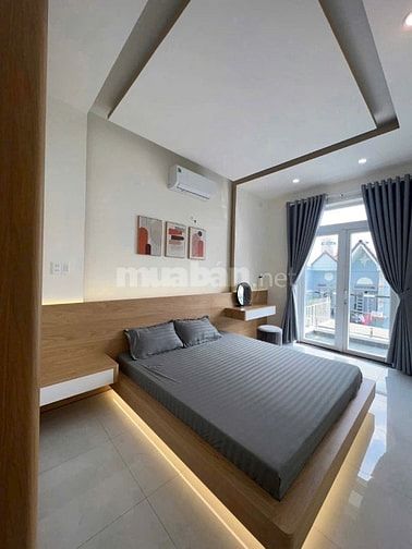 Nhà 2 mặt tiền hẻm 5m. 7m x12m. Đúc 2 lầu 3PN, 3WC. Quận 12.