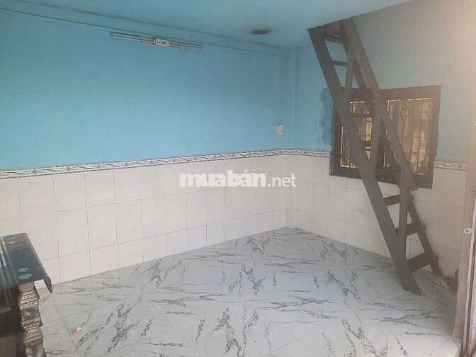 Nhà mặt tiền đường nhựa Tân Thới nhì 1 hóc môn 560tr