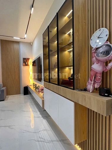 Nhà 2 mặt tiền hẻm 5m. 7m x12m. Đúc 2 lầu 3PN, 3WC. Quận 12.