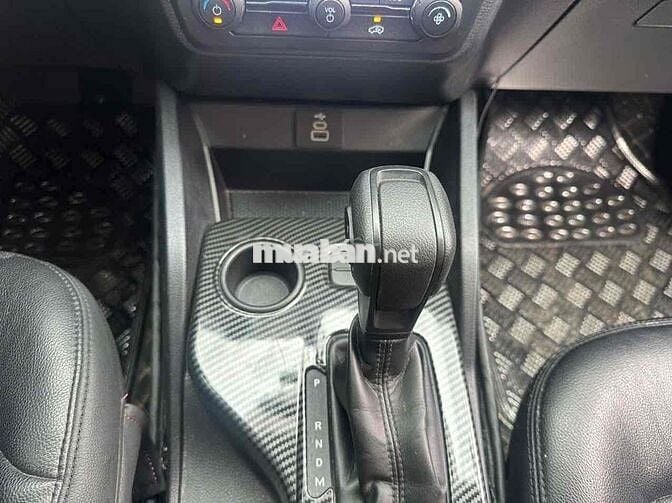 Ford Ranger 2023 XLS 2.0L 4x2 AT - 29000 km