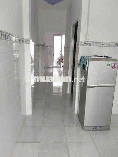 Tặng dàn hoa giấy. Bán nhà hóc môn 4x15 giá 310 triệu sổ hồng riêng.