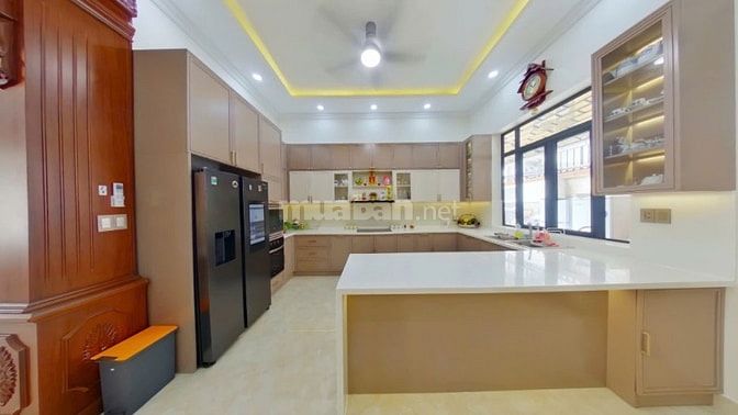 BÁN CĂN NHÀ BT KDC HIM LAM P TÂN HƯNG DT:10X20M GIÁ BÁN 55 TỶ CÓ TM