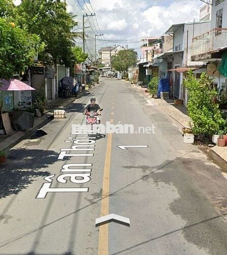 Nhà mặt tiền đường nhựa Tân Thới nhì 1 hóc môn 560tr