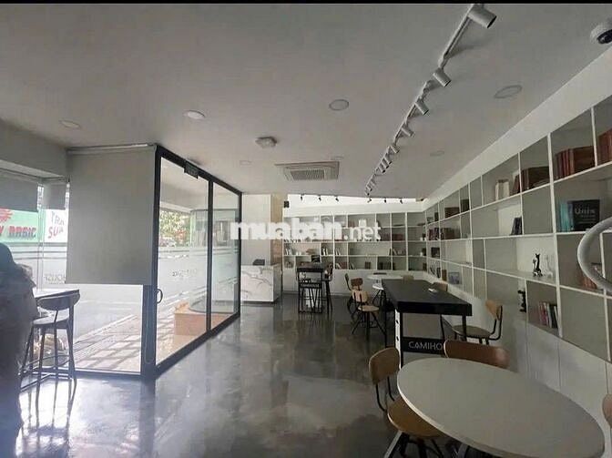 Cho thuê Toà Nhà Rạch Bùng Binh, Quận 3, 12x10m T+8L+TM - 180Tr Có VAT