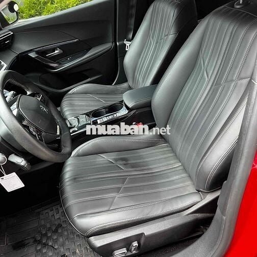 Peugeot 2008 2021 GT Line 1.2 AT - 46000 km