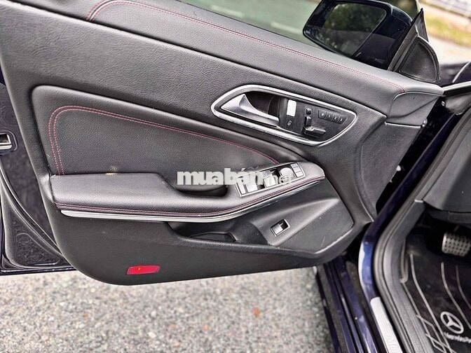 Mercedes Benz CLA 45 AMG 4MATIC model 2016