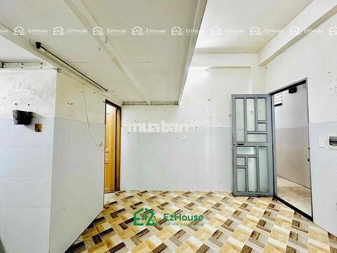 PHÒNG GÁC CỬA SỔ TRỜI BANCOL TRÀN NGẬP ÁNH SÁNG NGAY ĐẠI HỌC VĂN HIẾN