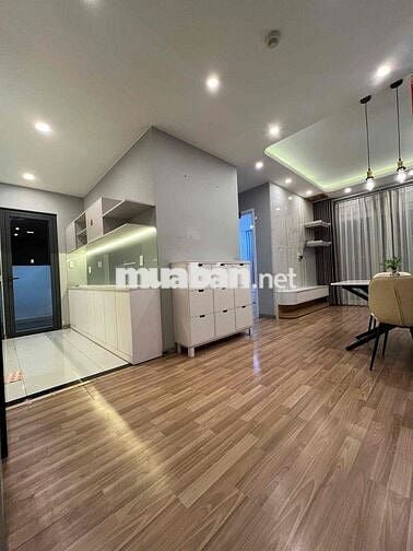 căn hộ full nt đẹp- mặt tiền VVK đi nhanh quận 1