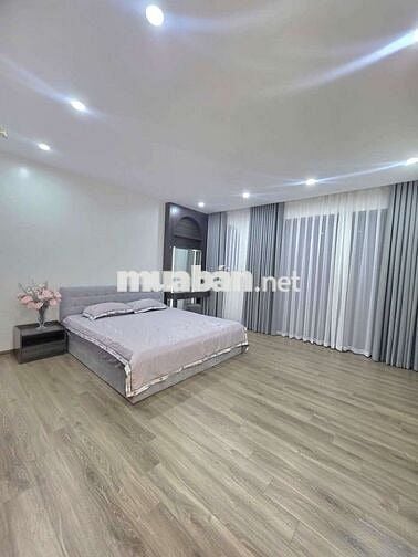 NHÀ GẦN CỔ LINH 6 TẦNG THANG MÁY 45M² ÔTÔ VÀO NHÀ 10M RA ÔTÔ TRÁNH
