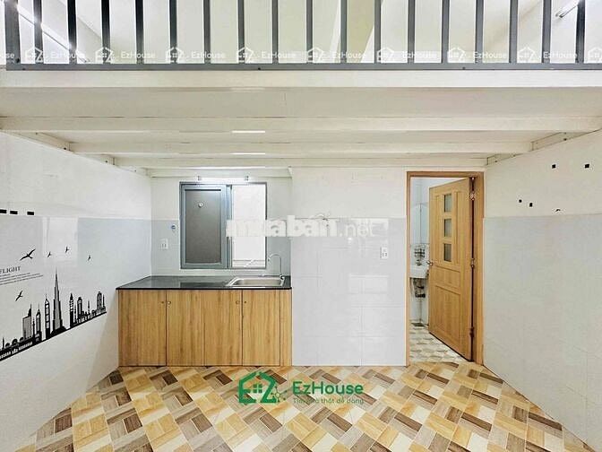 PHÒNG GÁC CỬA SỔ TRỜI BANCOL TRÀN NGẬP ÁNH SÁNG NGAY ĐẠI HỌC VĂN HIẾN