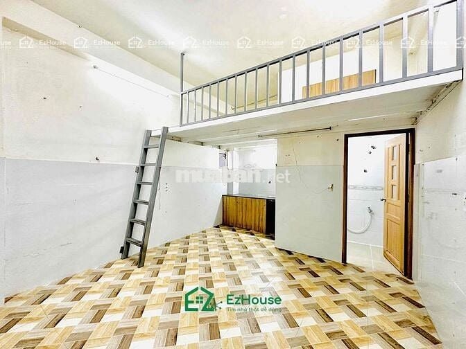 PHÒNG GÁC CỬA SỔ TRỜI BANCOL TRÀN NGẬP ÁNH SÁNG NGAY ĐẠI HỌC VĂN HIẾN