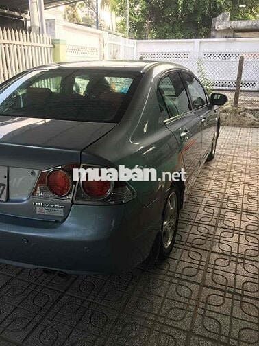 Honda Civic 2008 2.0 AT - 100 km