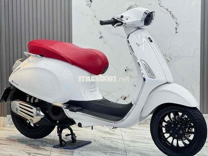 vespa 125 2019 kiễng đẹp máy zin nợ xấu trả 50% ạ