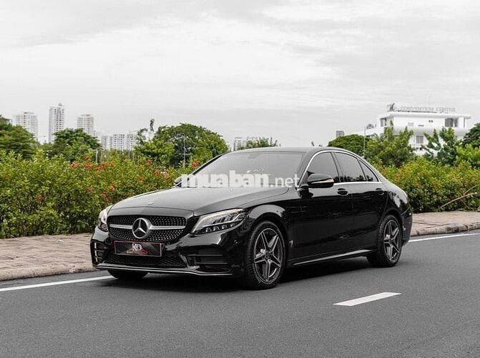 C180_ AMG 2022 màu đen công ty xhđ cao siêu đẹp