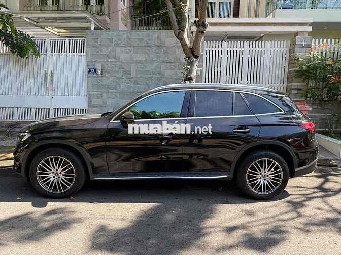 Mercedes Benz GLC200_4Matic Class 2023 - Bank 90%