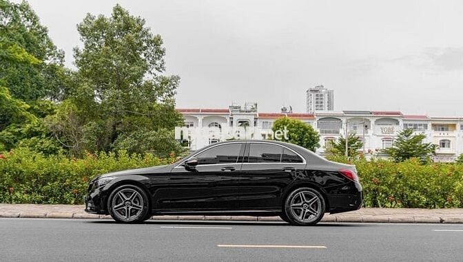 C180_ AMG 2022 màu đen công ty xhđ cao siêu đẹp