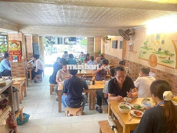 Mặt bằng quán cơm 100m2 Nguyễn Văn Thương