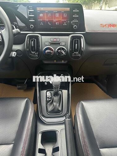 Kia Sonet 2023 Deluxe 1.5 AT - 15000 km