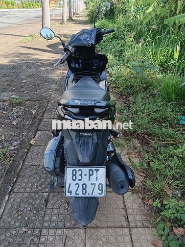 xe nguyên xi kẹt tiên nen bán xây trơ măt băng mon
