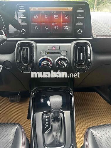 Kia Sonet 2023 Deluxe 1.5 AT - 15000 km