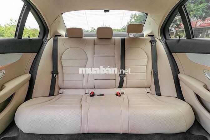 C180_ AMG 2022 màu đen công ty xhđ cao siêu đẹp