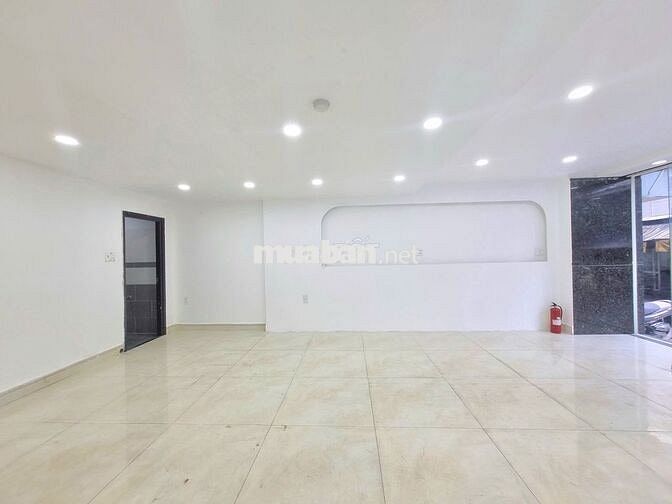 Cho thuê mặt bằng Quận 10 – Hẻm xe hơi