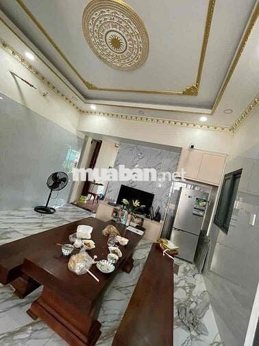 NHÀ VƯỜN NGHỈ DƯỠNG - MT NGUYỄN THỊ THẢNH 170M2 - HÓC MÔN, GIÁ TỐT