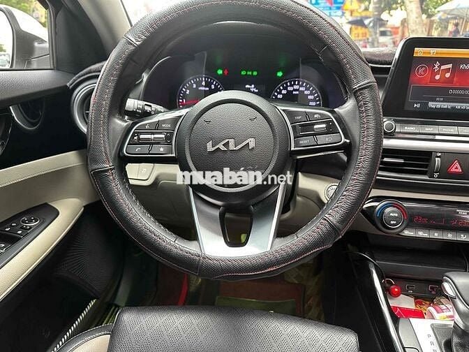 Kia K3 2023 Luxury 1.6 AT - 56000 km