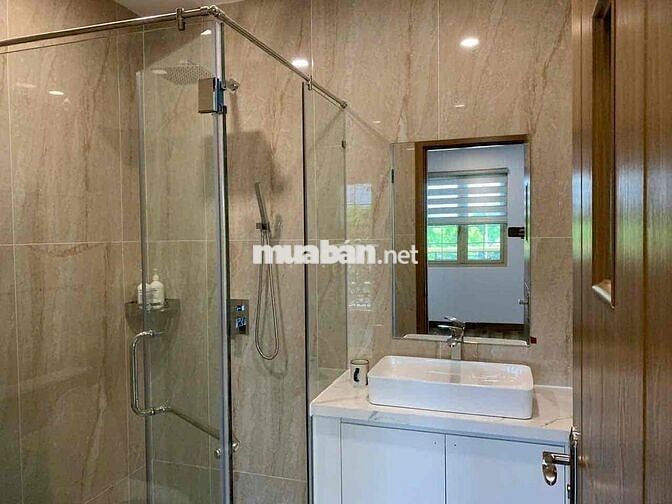 NHÀ 4 TẦNG KHU LOTTE KHÁCH DU LỊCH HÀN QUỐC
