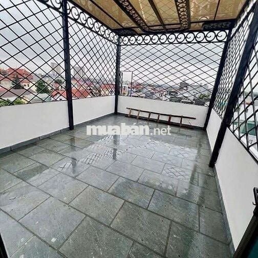 Nhỉnh 6 tỷ - Đức Diễn - 35m2 - nhà mới - nở hậu - sát phố - ở ngay