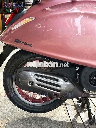 vespa SẮC HỒNG CHAMPAGNE