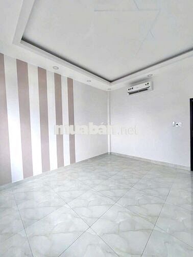 Nhà 1 trệt2 lầu có nội thất mặt tiền đường số 12 BHH bình tân