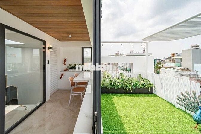 SIÊU PHẨM NHÀ ĐẸP -21A Hoàng Việt P.4, Q.TB- 4,5x20 3 lầu 270m sàn