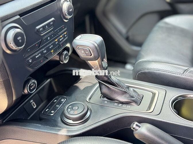 Ford Everest 2020 Titanium 2.0L 4x4 AT - 65000 km