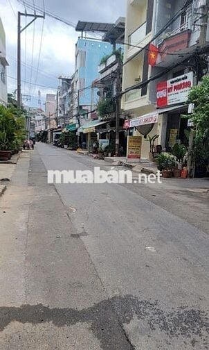 Hẻm 8m 236/3aThái Phiên q11 4x10m 1L 9.9 triệu