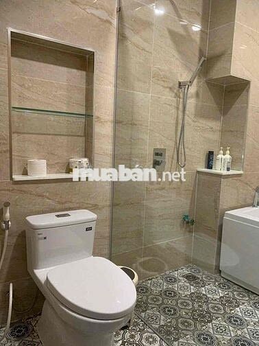NHÀ 4 TẦNG KHU LOTTE KHÁCH DU LỊCH HÀN QUỐC