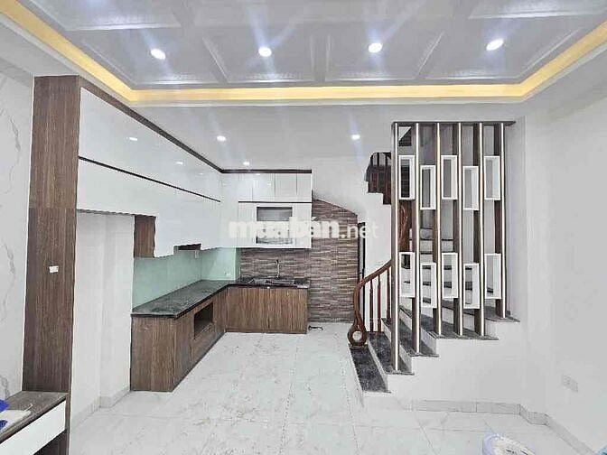TÂN MAI- LƯƠNG KHÁNH THIỆN- 34M2- 6T- 7.4TỶ- Ở LUÔN- NGÕ THÔNG- 20M