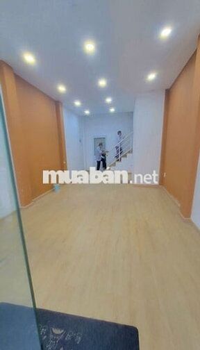 Hẻm 8m 236/3aThái Phiên q11 4x10m 1L 9.9 triệu