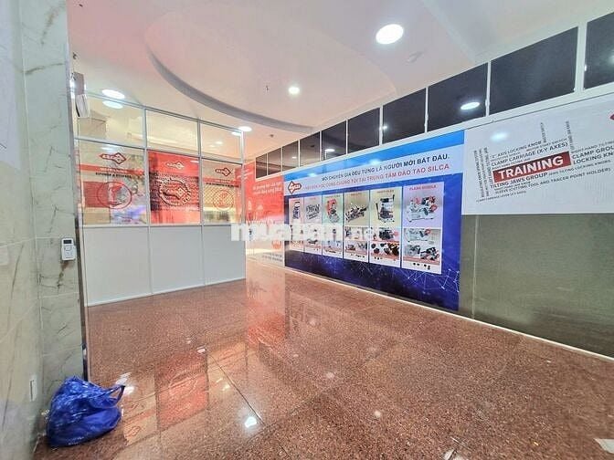 Cho thuê mặt bằng Quận 10 – Hẻm xe hơi