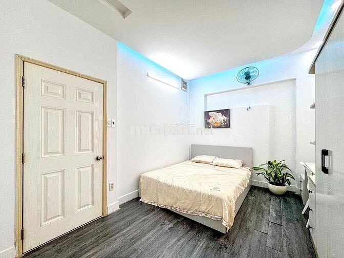 STUDIO TÁCH BẾP - FULL NỘI THẤT - RỘNG 30m2- AN NINH -THUẬN TIỆN