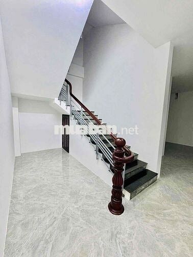 4 TẦNG MT 2/9 NGANG 6M DTSD 450M2 CÓ BÃI ĐỖ XE FREE