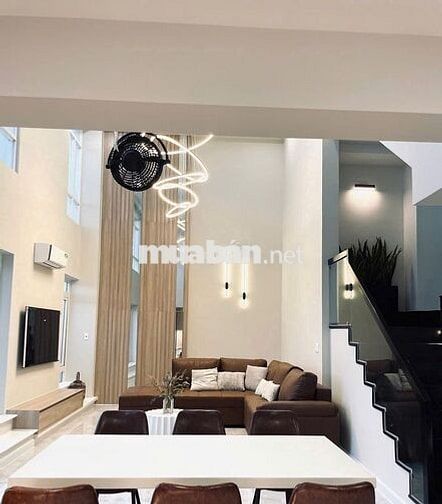 Bán Penhouse 303m2 Sky Garden 3 Phú Mỹ Hưng - Có Sổ Nội Thất Cao Cấp