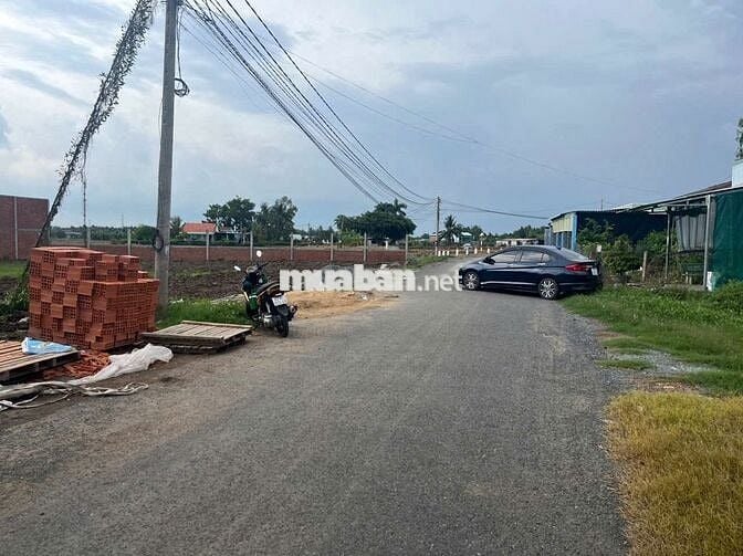 BÁN ĐẤT THỔ CƯ MẶT TIỀN 9M GIÁ CHỈ 700 TRIỆU TẠI TÂN TRỤ, LONG AN