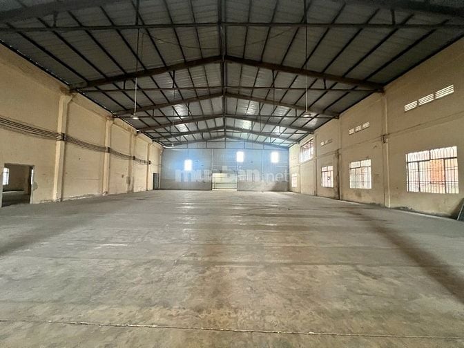 Cho thuê kho xưởng+ VP giá rẻ tại Nguyễn Văn Quá_Quận 12_DT:2.392m2